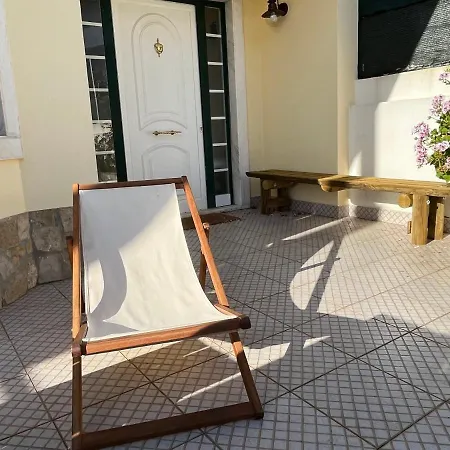 Yellow House Hotell 4*