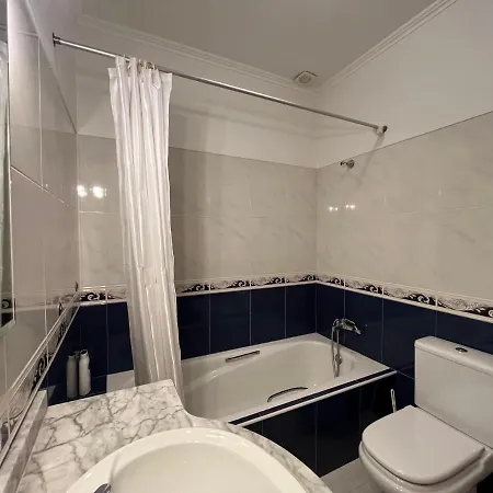 Hotell Yellow House Ericeira