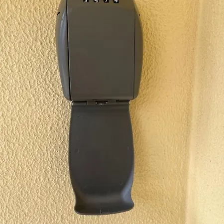 Yellow House Ericeira