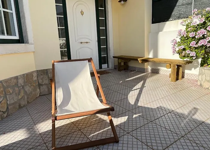 Yellow House Hotel 4*